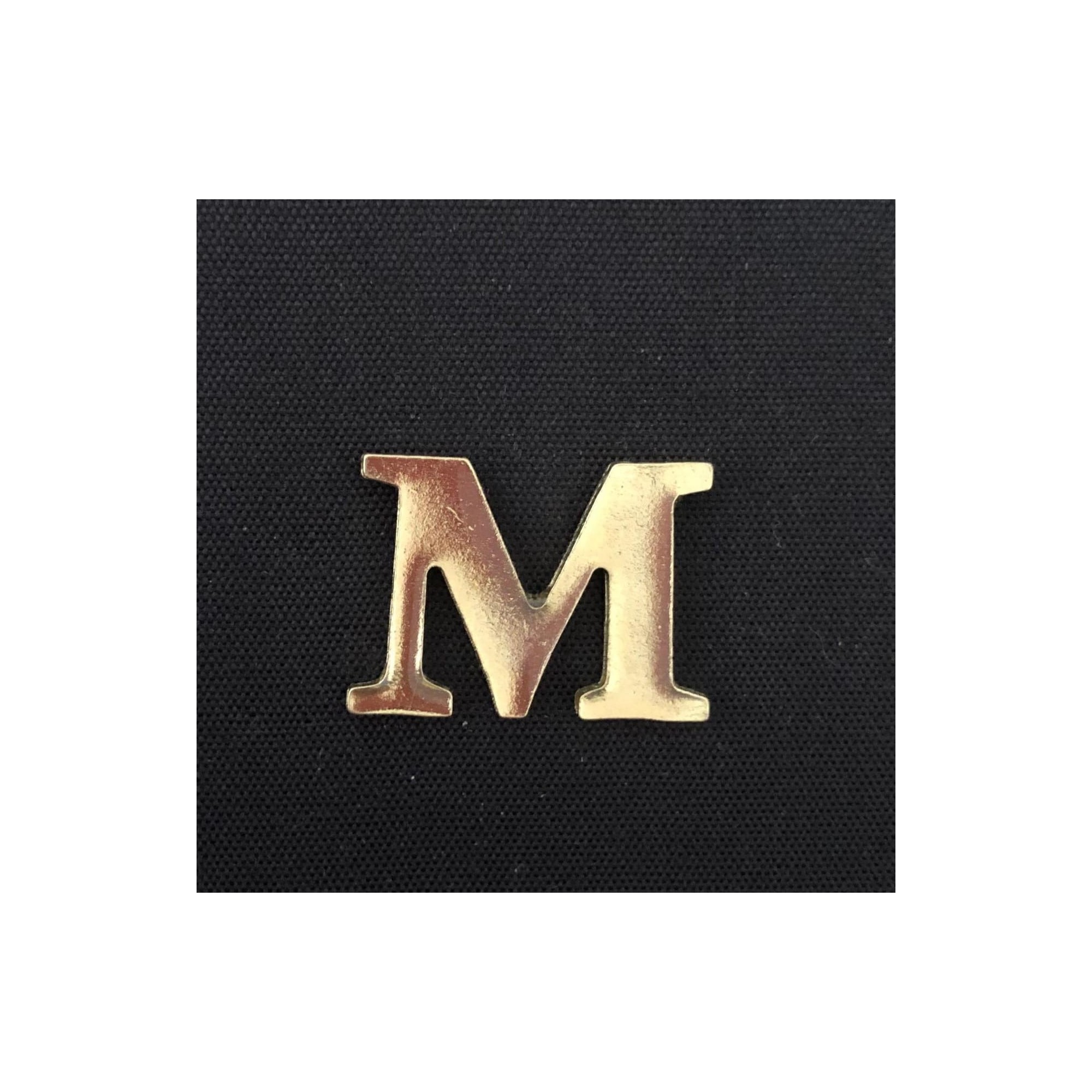 Pin Letra M