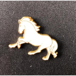 Pin Caballo