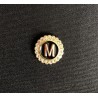 Pin Letra M con Brillantes