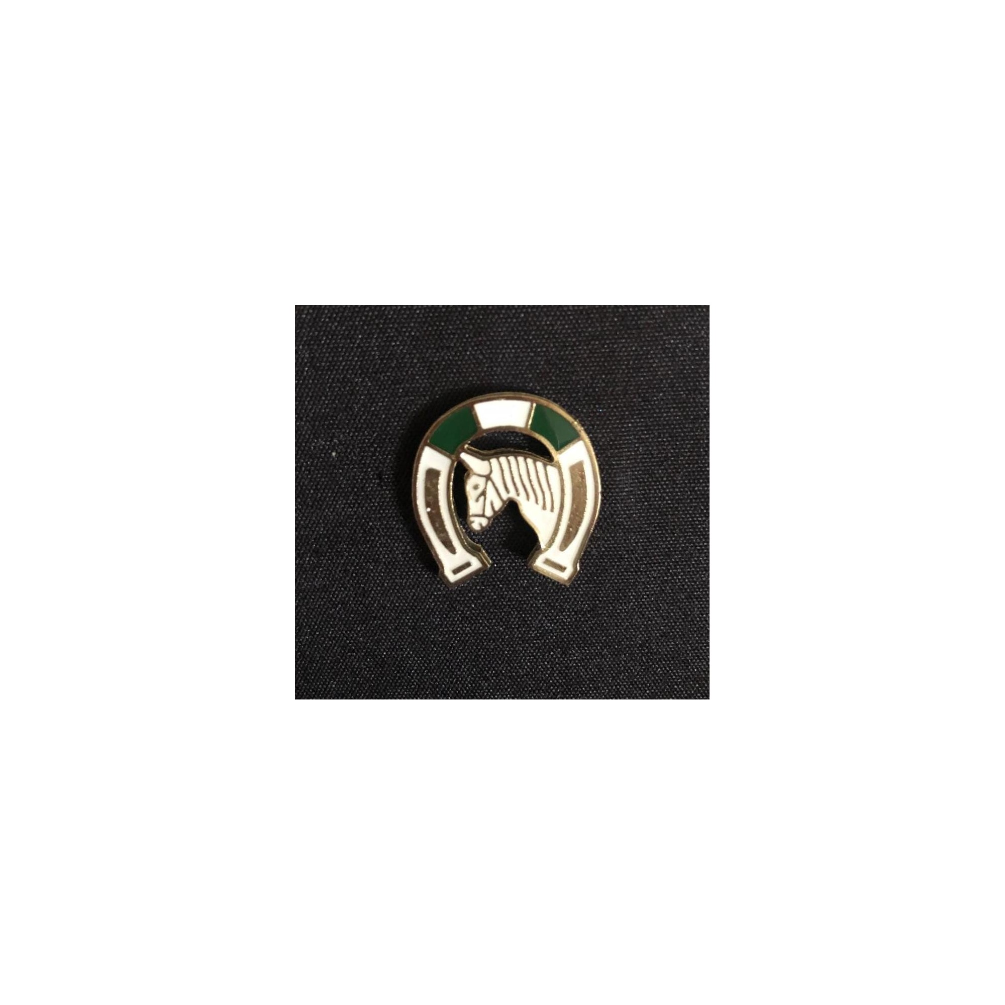 Pin Herradura