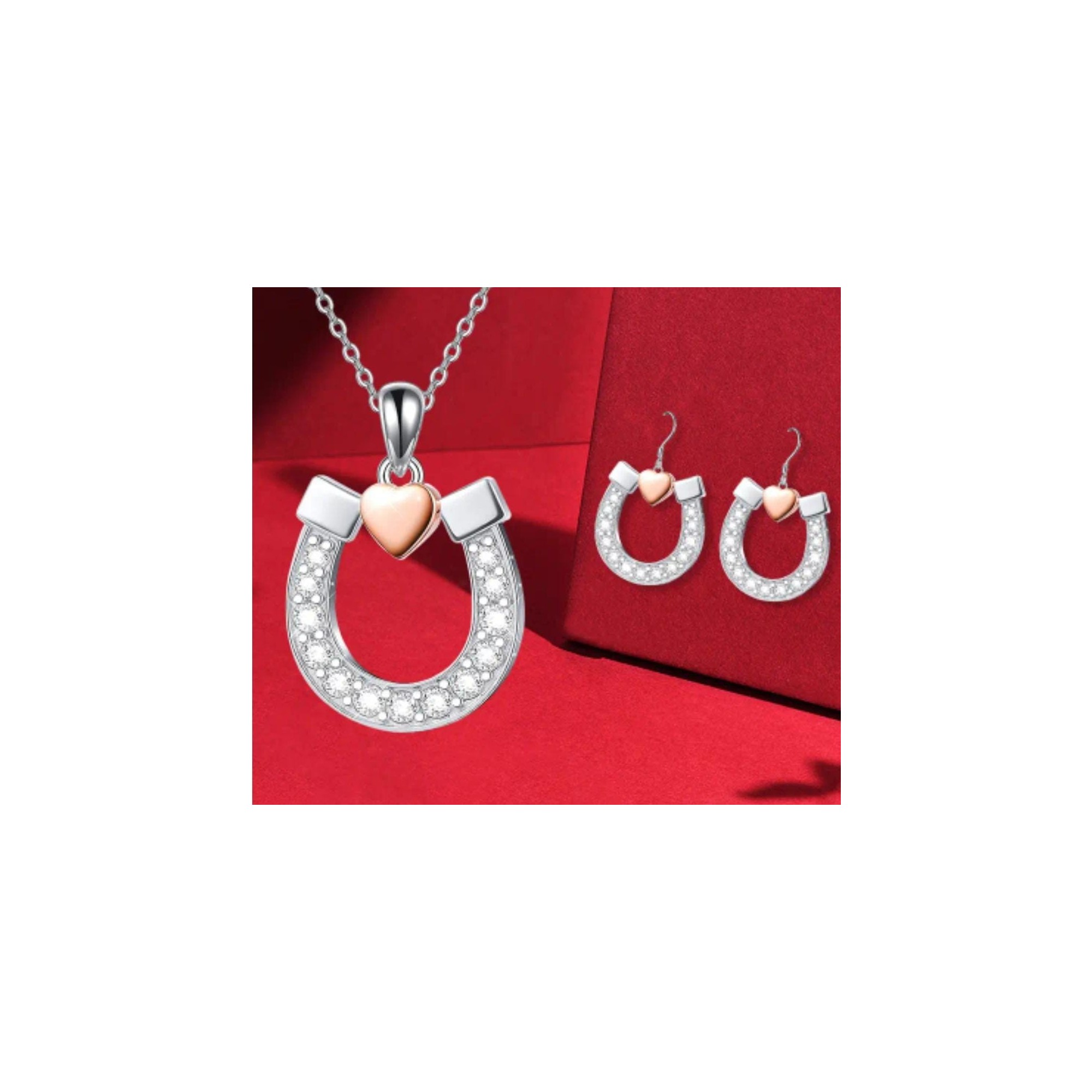 Collar y aretas de herradura