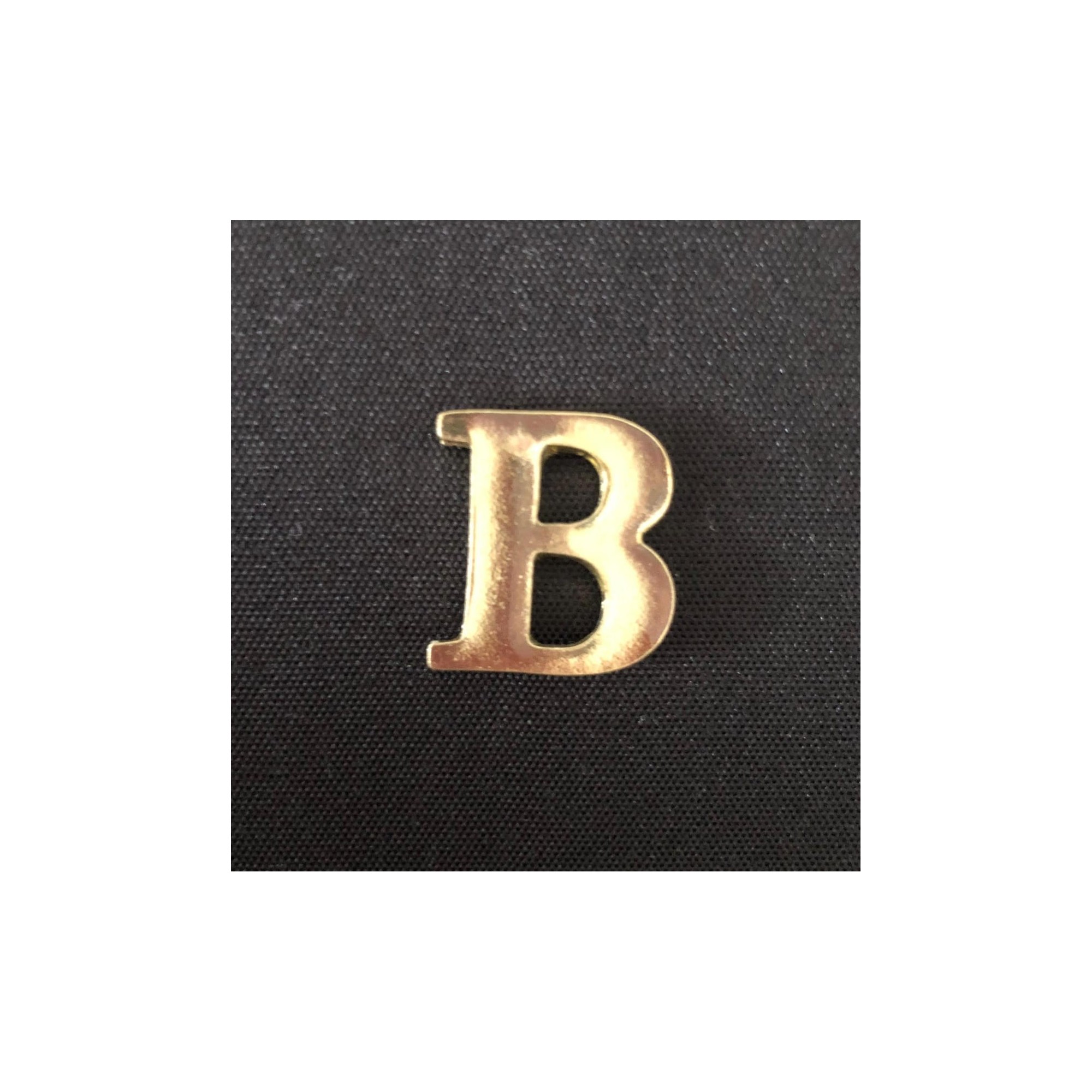 Pin Letra B